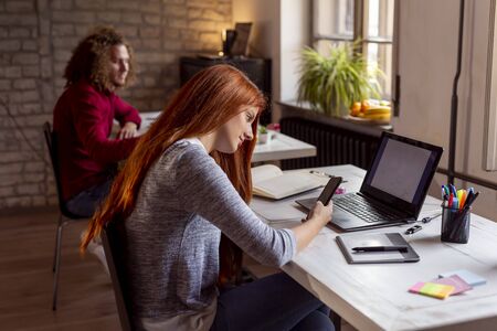 「もう限界…」を感じたときに利用できる外部相談窓口・電話サービス