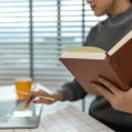 読書とキャリアアップ—成功者の読書習慣に学ぶ