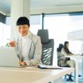 日本の企業における女性管理職の育児と仕事のバランス体験談