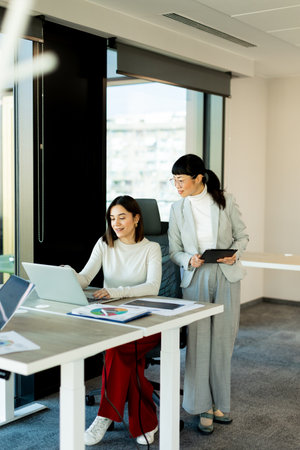 金融機関からコンサル・他業界への転職：キャリアの拡張性と実例インタビュー