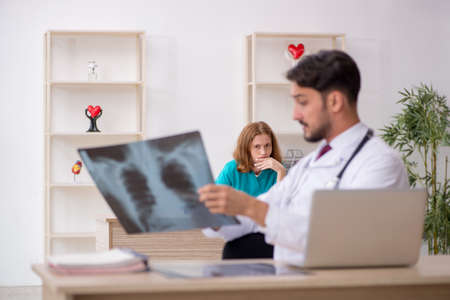 臨床検査技師・放射線技師・薬剤師など医療関連職種の比較